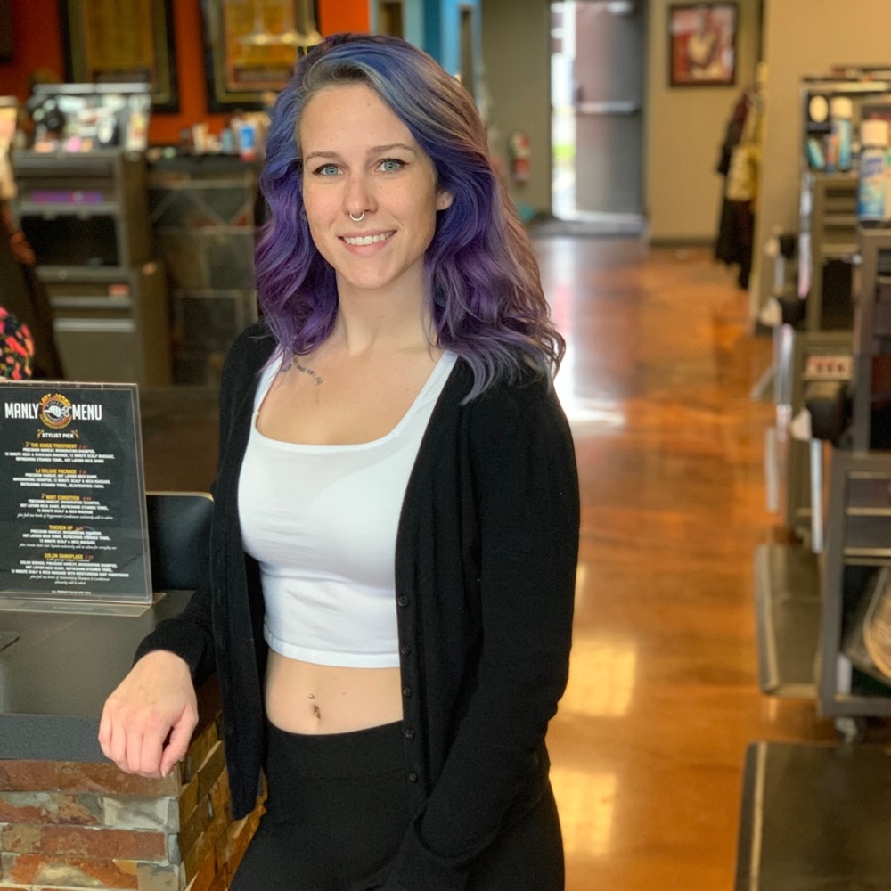 Meet your Posher, Hannah